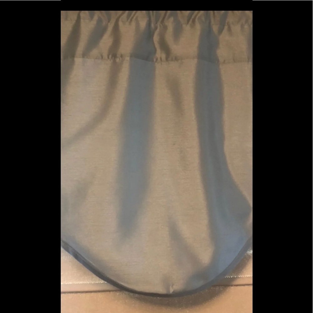 Window Valances (2) - Picture 2 of 2
